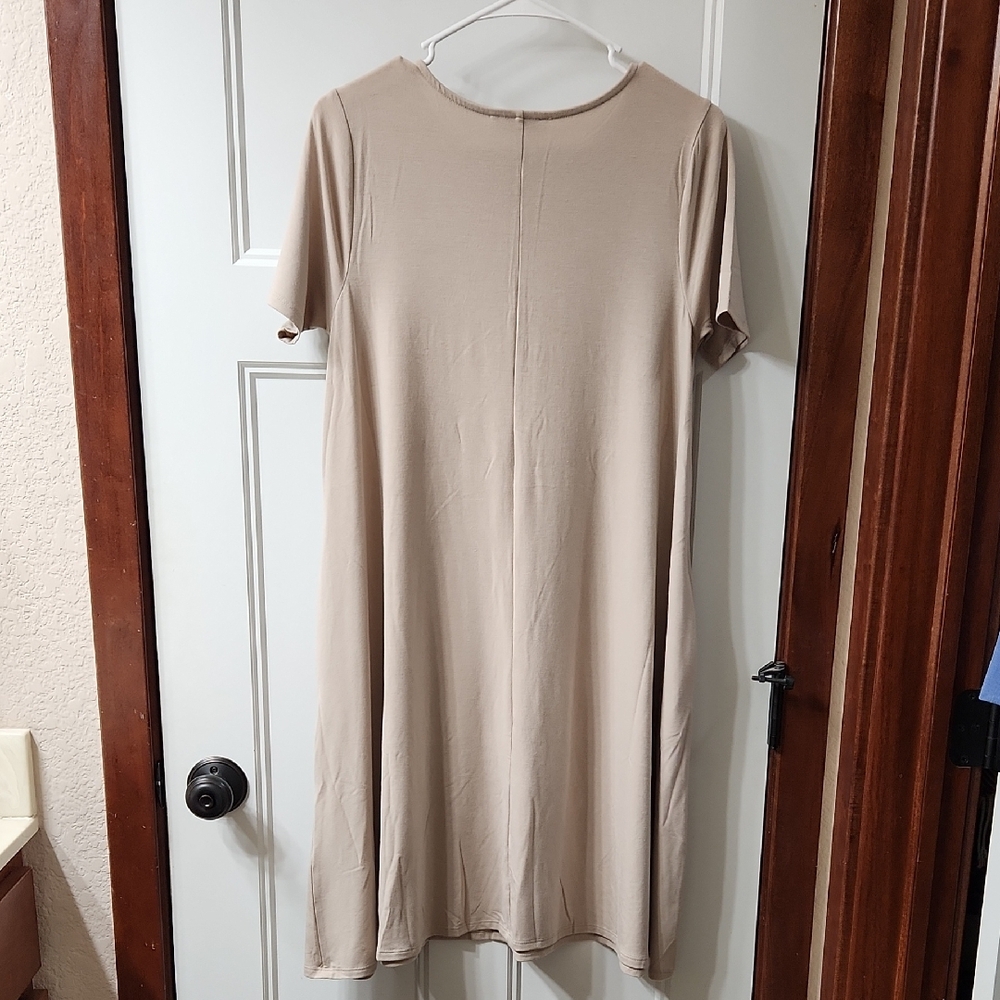 NWOT Zenana Premium Taupe Midi Dress - Picture 4 of 5